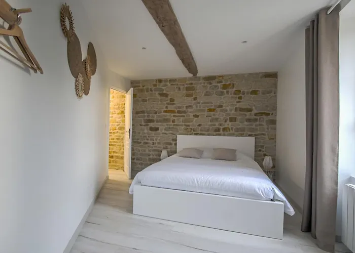 De La Bertiniere Lingevres